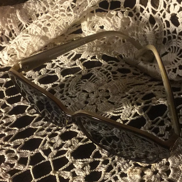 Adrienne Vittadini prescription sunglass e… main image 9